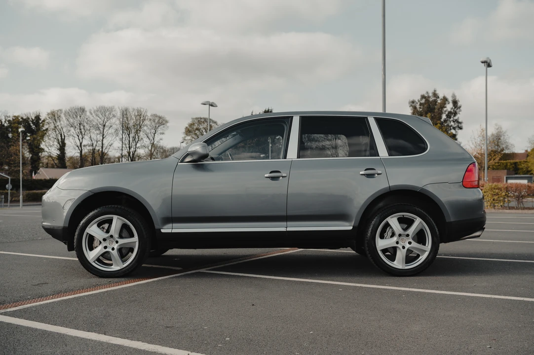 2004 Porsche 955/957 Cayenne S - Image 15 of 31