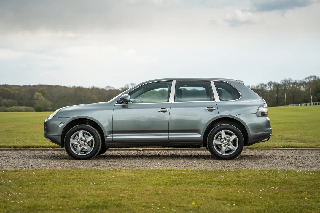 2004 Porsche 955/957 Cayenne S - Image 7 of 31
