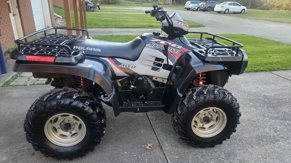 2004 Polaris - Image 2 of 11