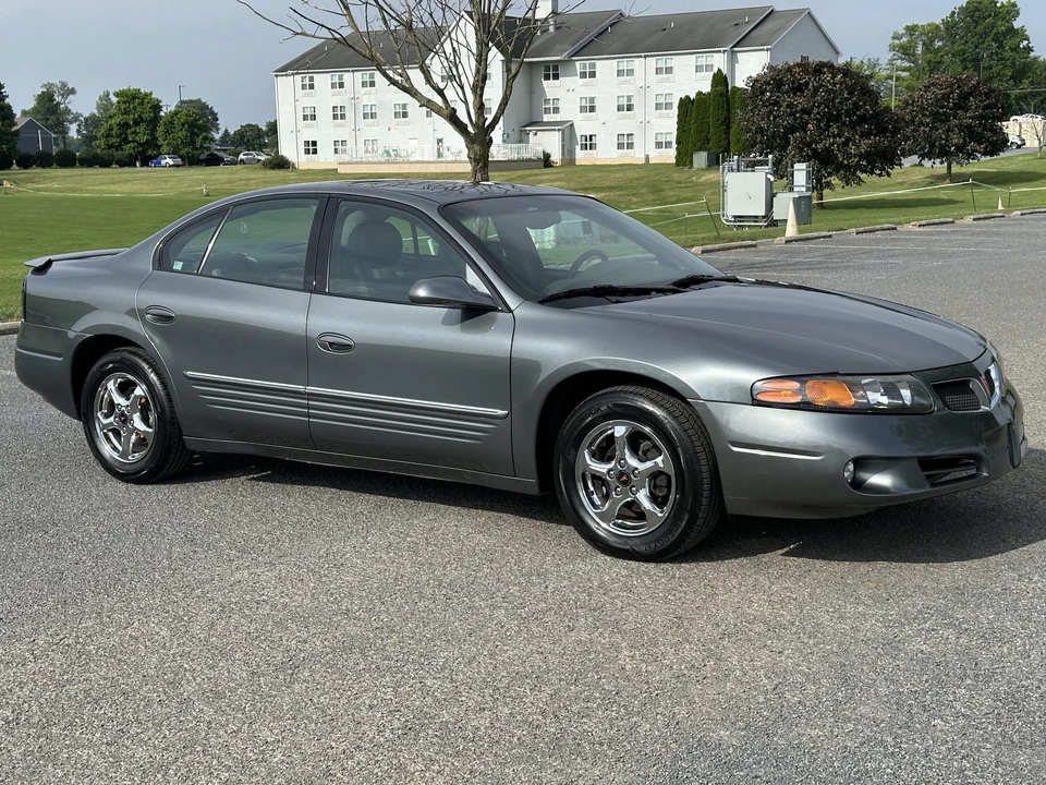 2004 Pontiac Bonneville 5th+ Gen - Image 8 of 31