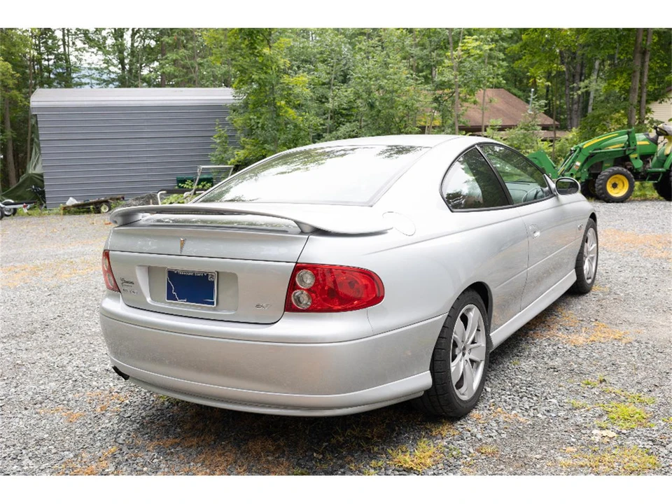 2004 Pontiac GTO 4th Gen - Image 19 of 31