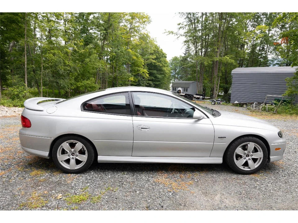 2004 Pontiac GTO 4th Gen - Image 21 of 31
