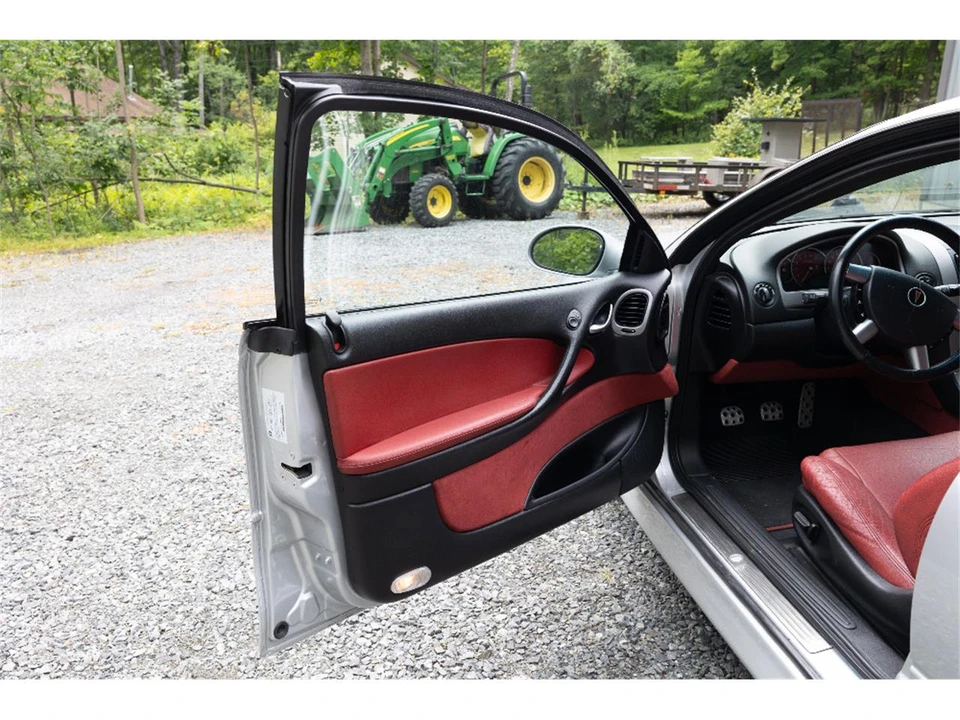 2004 Pontiac GTO 4th Gen - Image 26 of 31