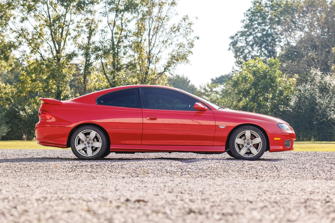 2004 Pontiac GTO 4th Gen - Image 12 of 31