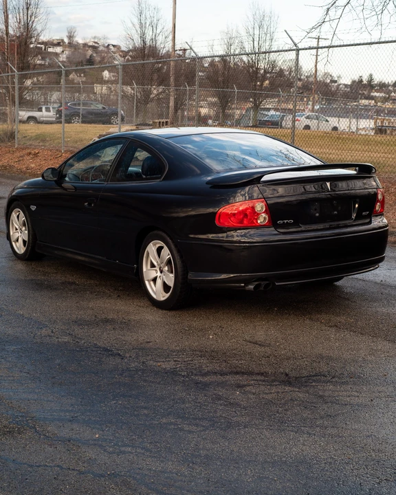 2004 Pontiac GTO 4th Gen - Image 10 of 31