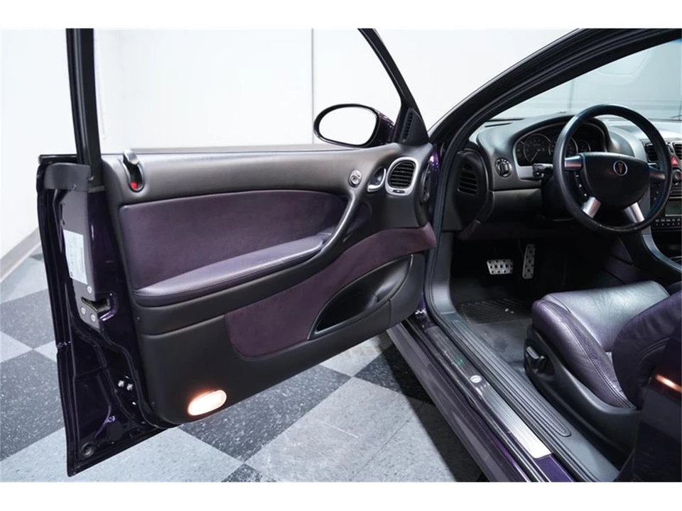 2004 Pontiac GTO 4th Gen - Image 28 of 31