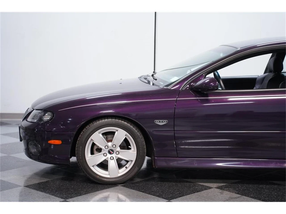 2004 Pontiac GTO 4th Gen - Image 19 of 31