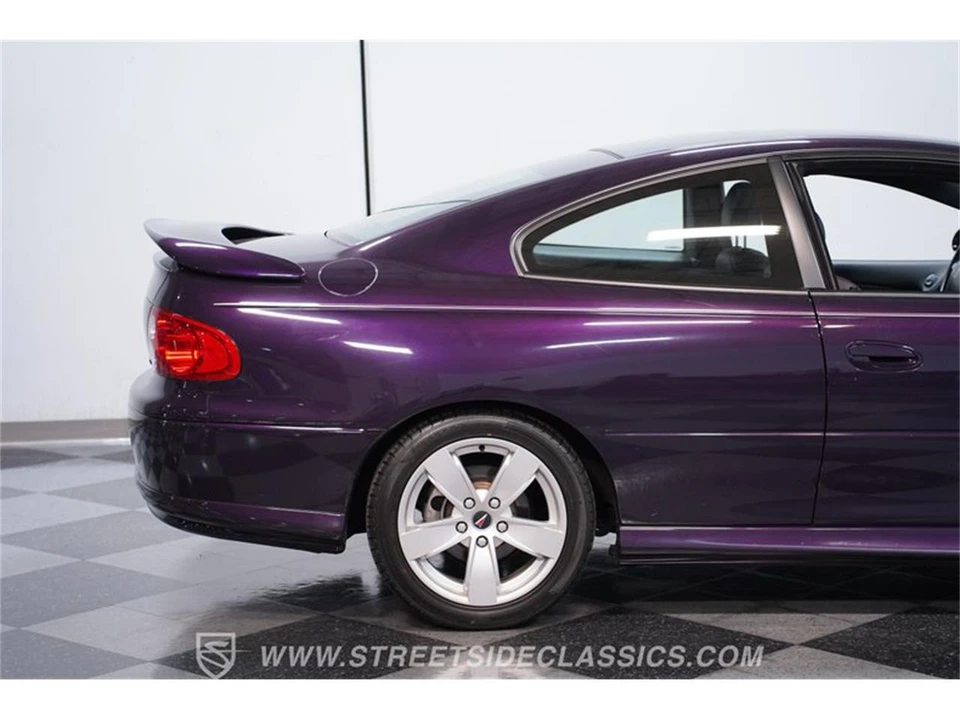 2004 Pontiac GTO 4th Gen - Image 23 of 31