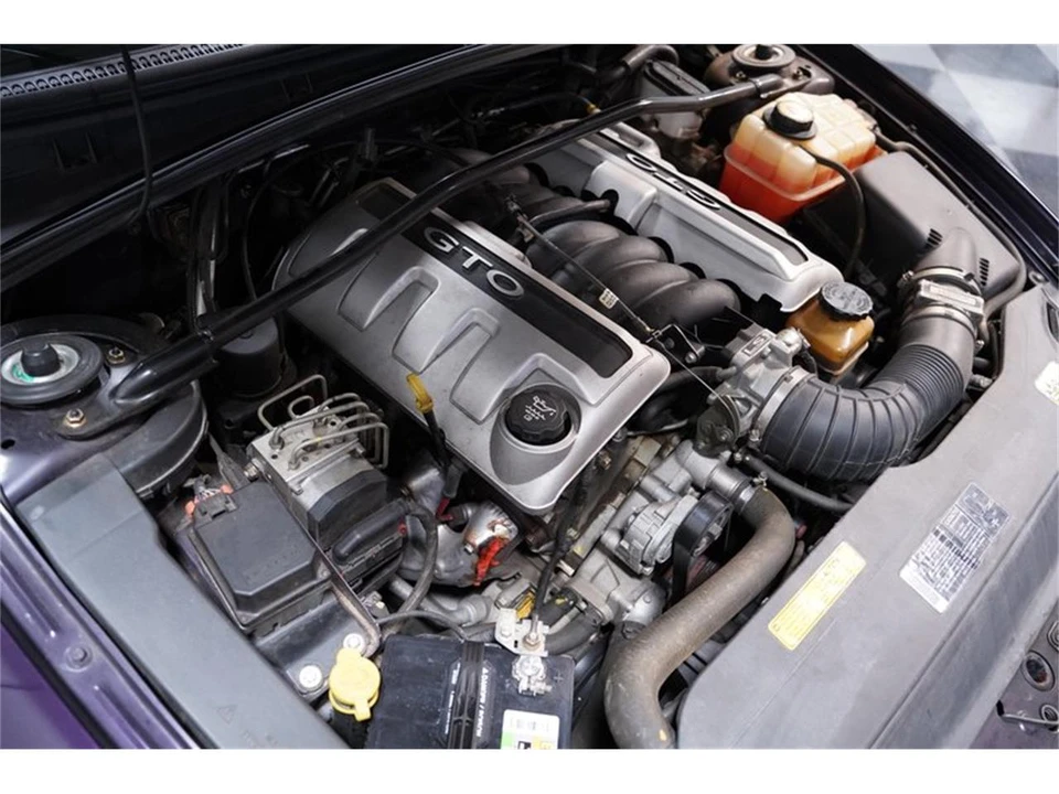 2004 Pontiac GTO 4th Gen - Image 26 of 31
