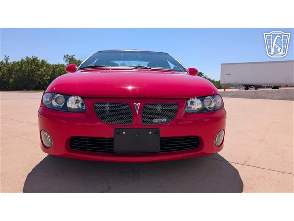 2004 Pontiac GTO 4th Gen - Image 25 of 31