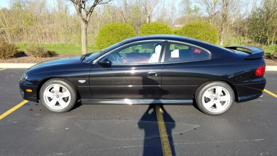 2004 Pontiac GTO 4th Gen - Image 2 of 12