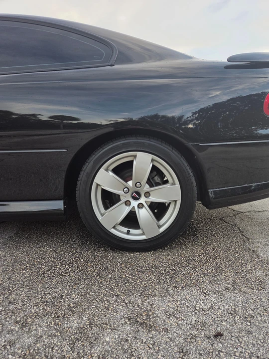 2004 Pontiac GTO 4th Gen - Image 12 of 31