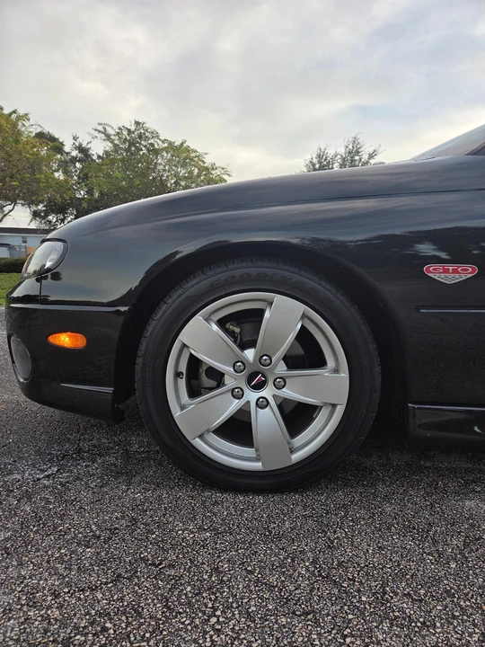 2004 Pontiac GTO 4th Gen - Image 11 of 31