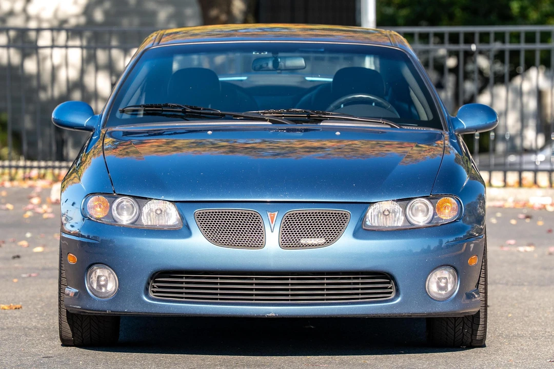 2004 Pontiac GTO 4th Gen - Image 2 of 31