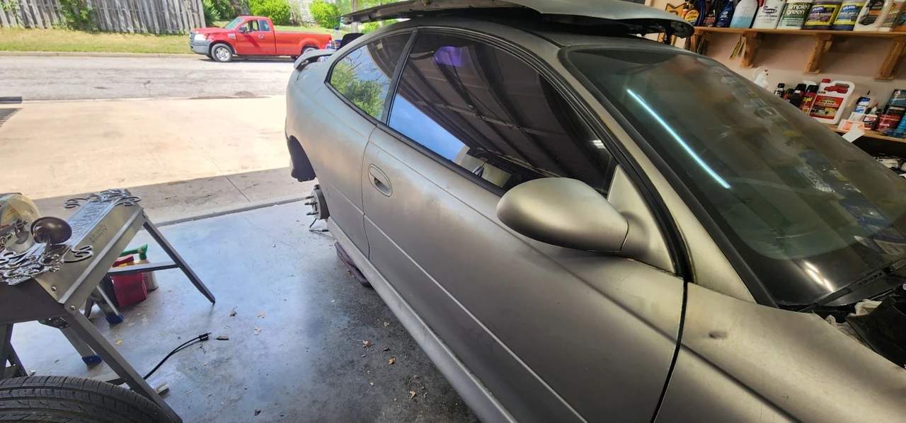 2004 Pontiac GTO 4th Gen - Image 5 of 13