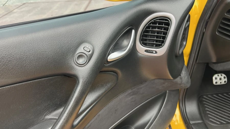 2004 Pontiac GTO 4th Gen - Image 22 of 31