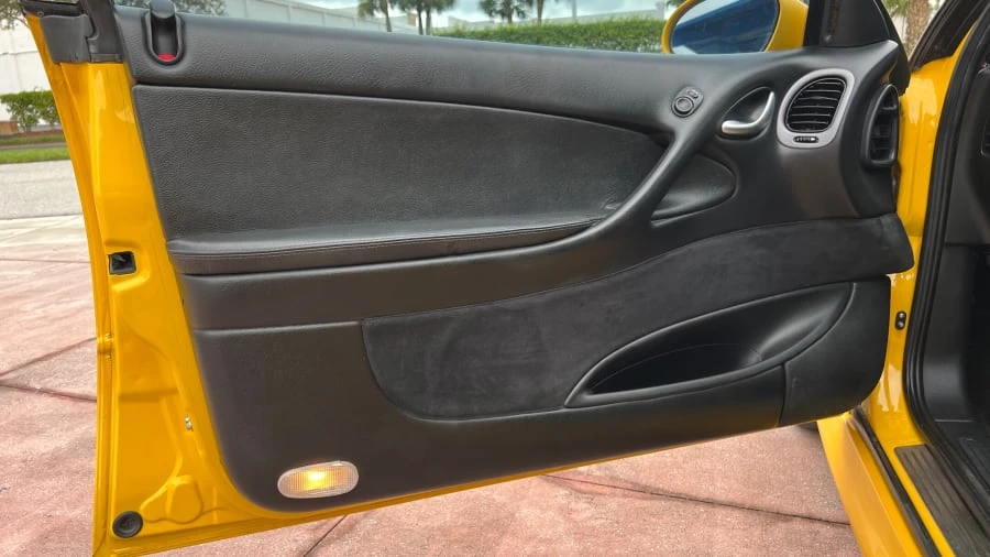 2004 Pontiac GTO 4th Gen - Image 20 of 31