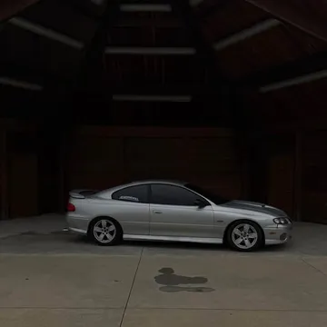 2004 Pontiac GTO Coupe 2D