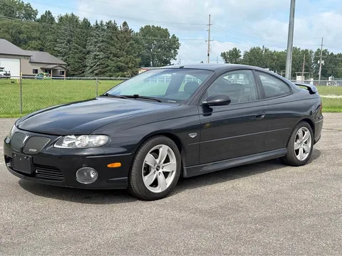 2004 Pontiac GTO Coupe 2D