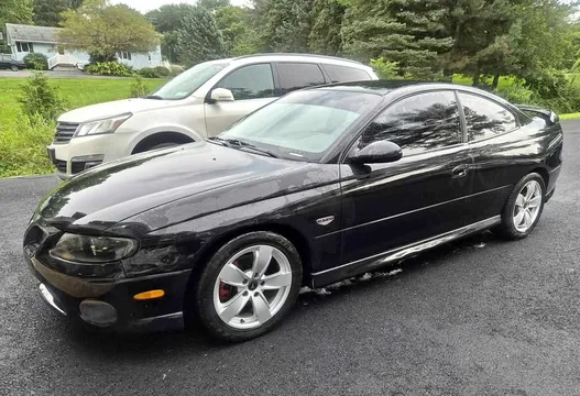 2004 Pontiac GTO Coupe 2D