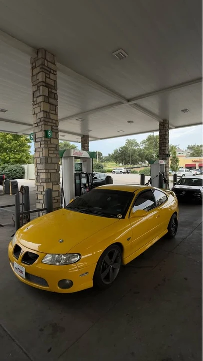 2004 Pontiac GTO 4th Gen - Image 2 of 7