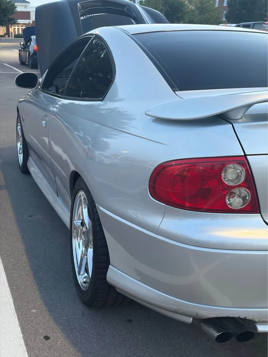 2004 Pontiac GTO 4th Gen - Image 7 of 8