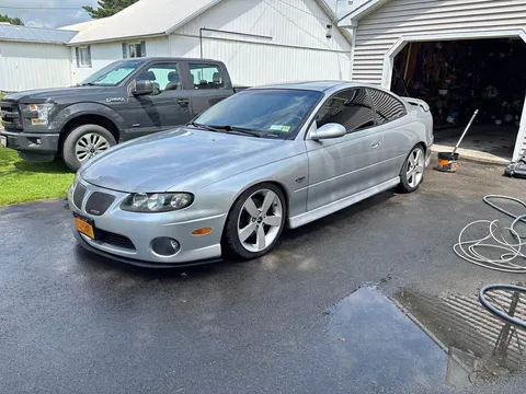 2004 Pontiac GTO Coupe 2D