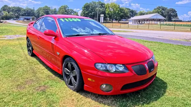 2004 Pontiac GTO Coupe 2D