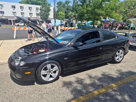 2004 Pontiac GTO Coupe 2D