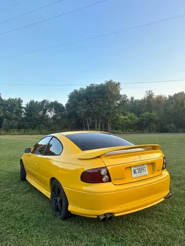 2004 Pontiac GTO Coupe 2D