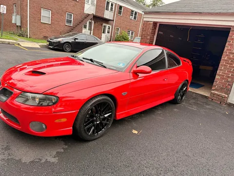 2004 Pontiac GTO Coupe 2D