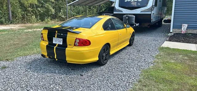 2004 Pontiac GTO Coupe 2D