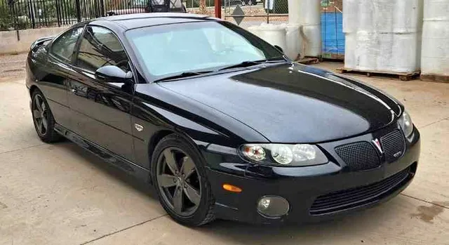 2004 Pontiac GTO Coupe 2D