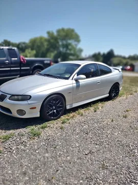 2004 Pontiac GTO Coupe 2D