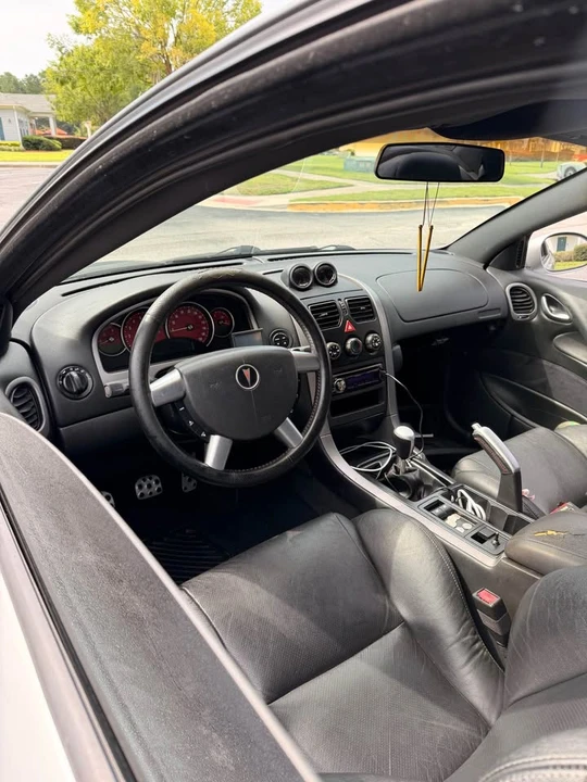 2004 Pontiac GTO 4th Gen - Image 3 of 4