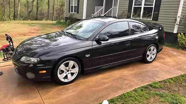 2004 Pontiac GTO Coupe 2D