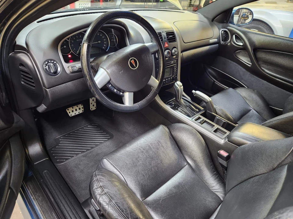 2004 Pontiac GTO 4th Gen - Image 16 of 21