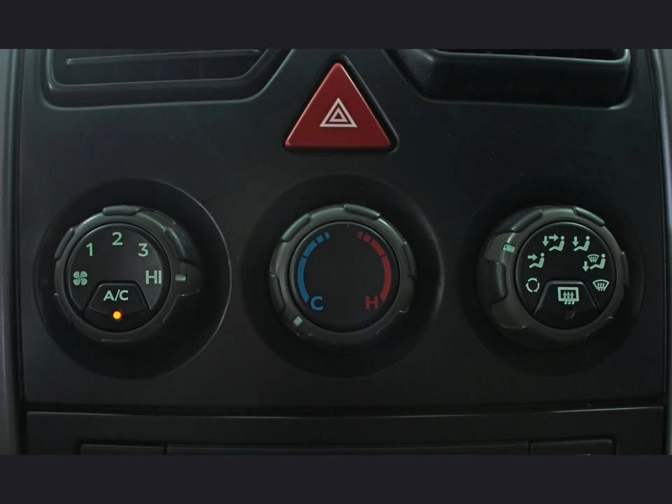 2004 Pontiac GTO 4th Gen - Image 18 of 20