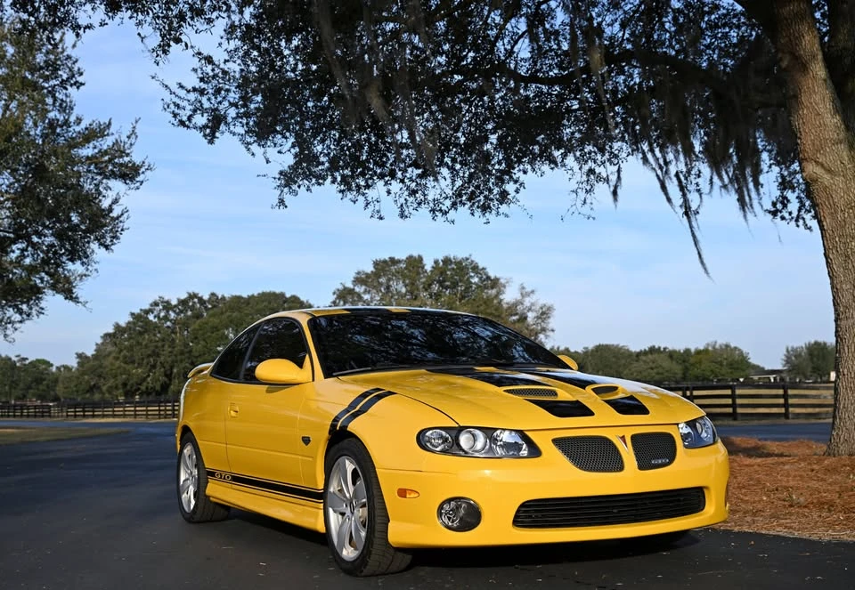 2004 Pontiac GTO 4th Gen - Image 2 of 14