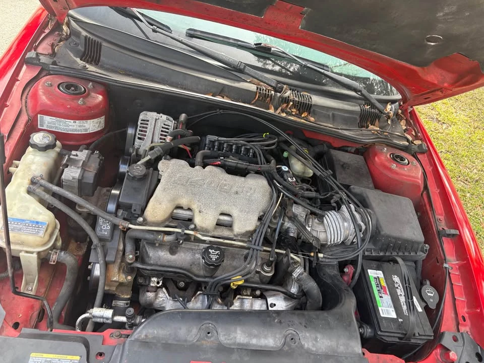 2004 Pontiac Grand Am - Image 11 of 14