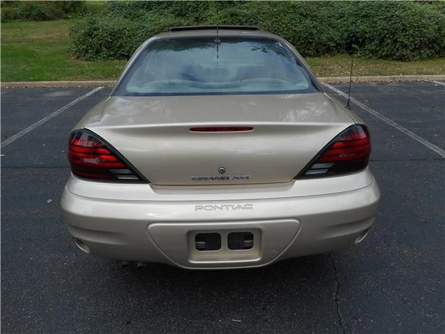 2004 Pontiac Grand Am - Image 5 of 12