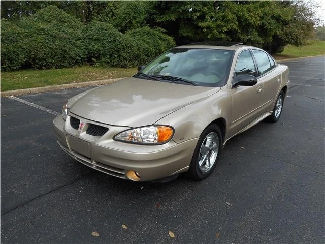 2004 Pontiac Grand Am - Image 9 of 12