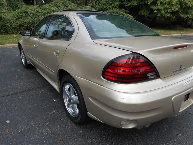 2004 Pontiac Grand Am - Image 6 of 12