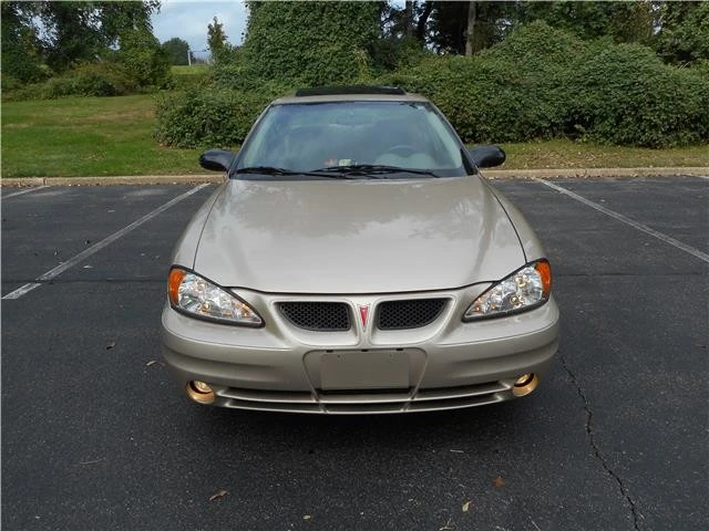 2004 Pontiac Grand Am - Image 11 of 12