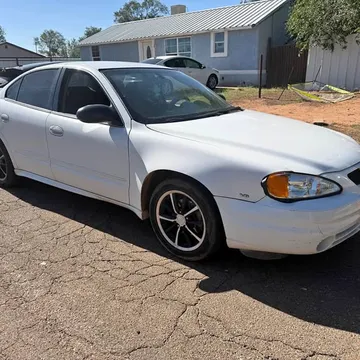 2004 Pontiac Grand Am SE Sedan
