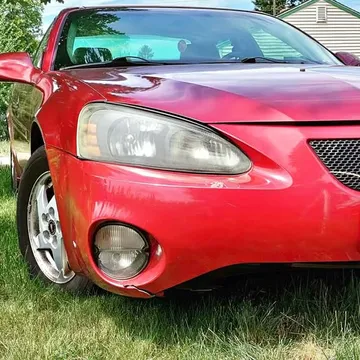 2004 Pontiac Grand Prix GT Sedan 4D