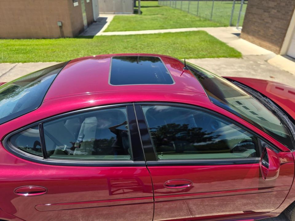 2004 Pontiac Grand Prix 3rd+ Gen - Image 26 of 31