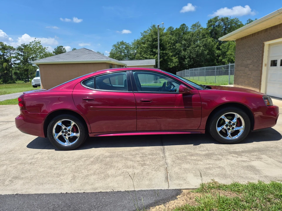 2004 Pontiac Grand Prix 3rd+ Gen - Image 20 of 31