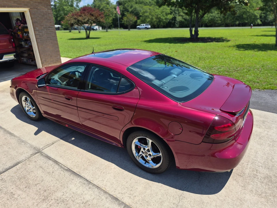 2004 Pontiac Grand Prix 3rd+ Gen - Image 17 of 31