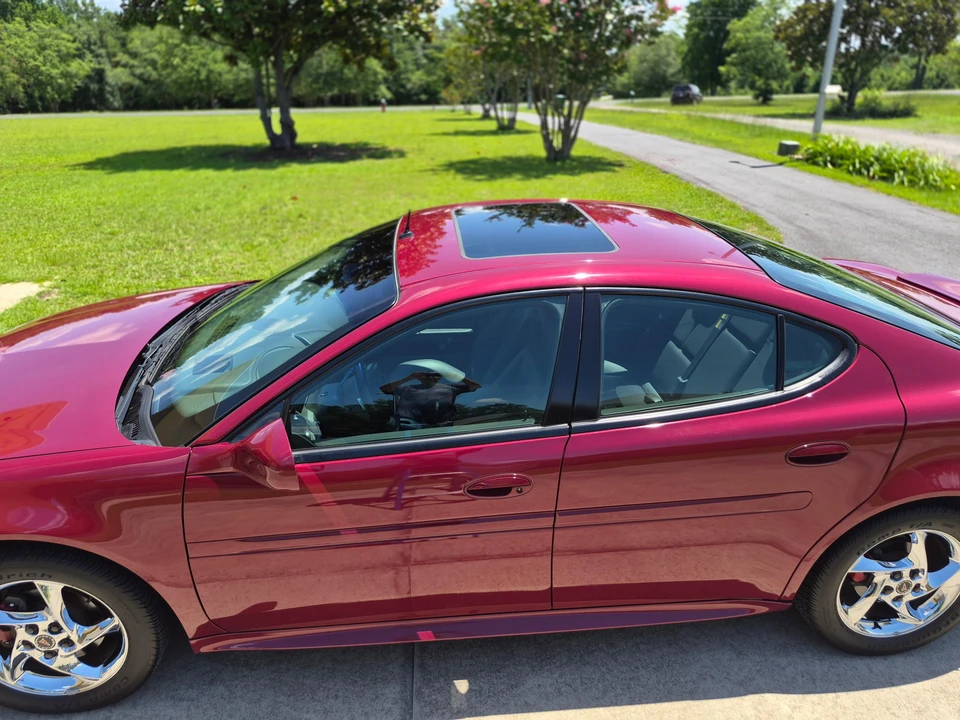 2004 Pontiac Grand Prix 3rd+ Gen - Image 23 of 31
